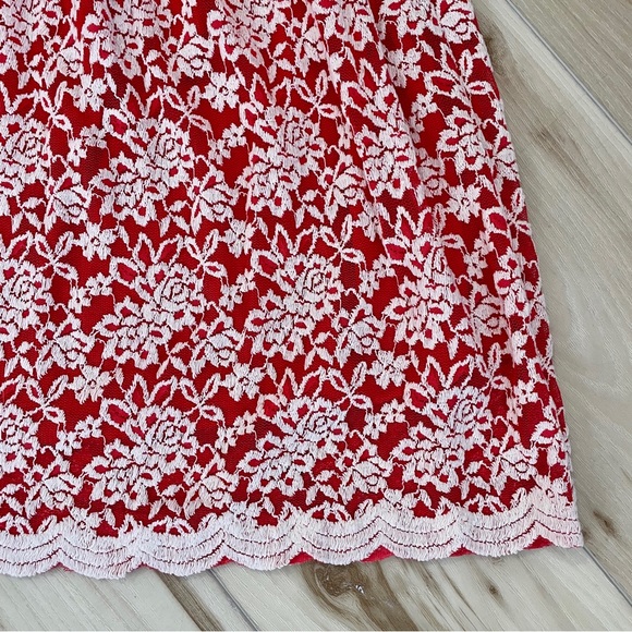 aina be Red & White Strapless Sweat Heart Dress With Floral Lace Details Size S - Picture 12 of 14